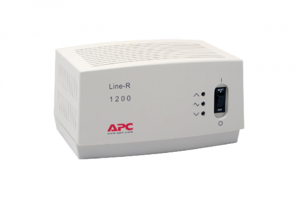 APC AVR APC LE1200 1200VA/ NEMA 5-15P